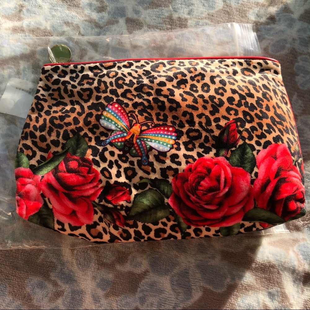 Estēe Lauder Luxury Sampler grab bag